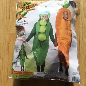 Pea pod costume
